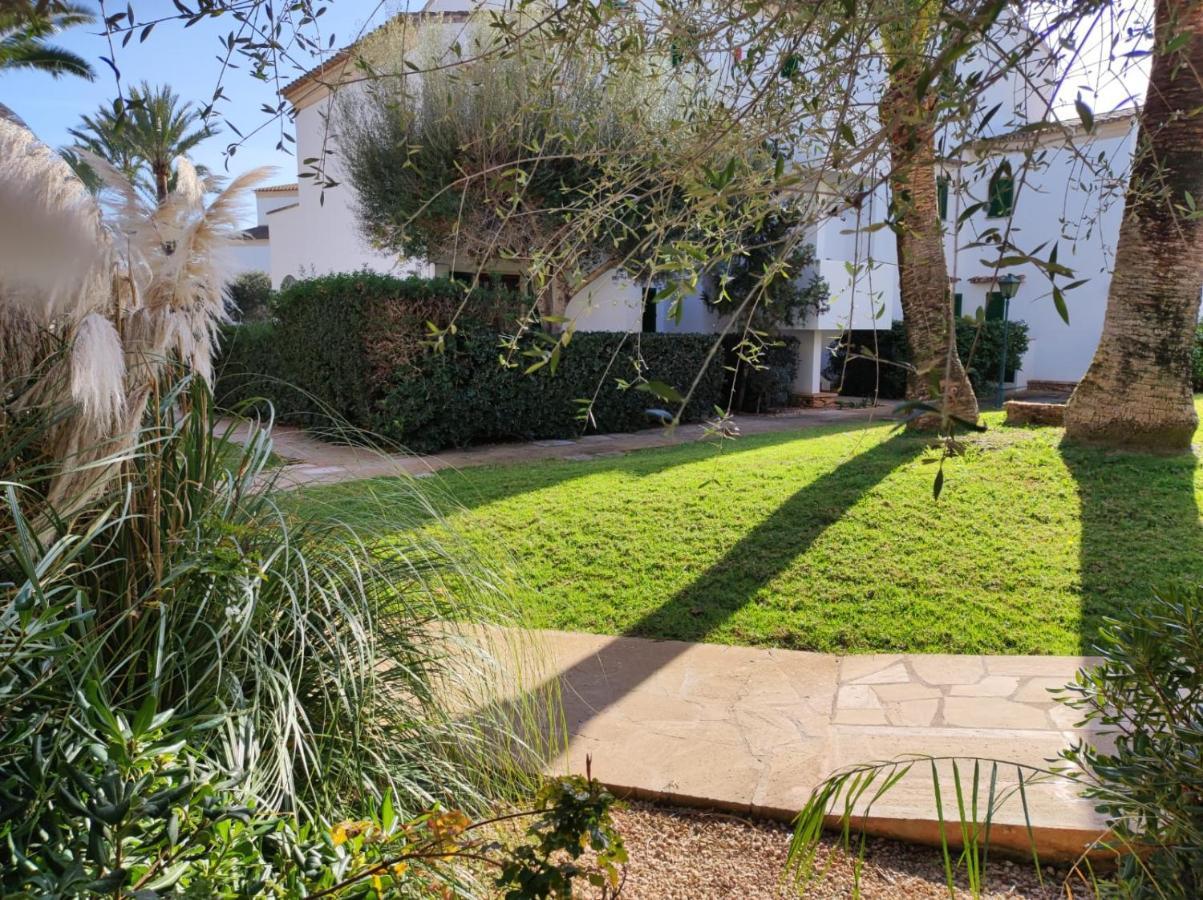 Strandapartment Mit Pool Appartement